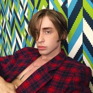 Meet your Posher, Shaya